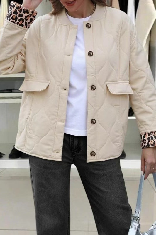 Luvik | Leopardi-printti Rentouttava Takki