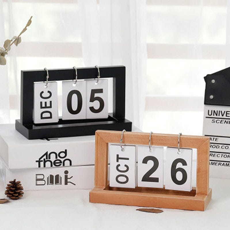 Dutch Teak Wood Skrivebordskalender | Luvikno