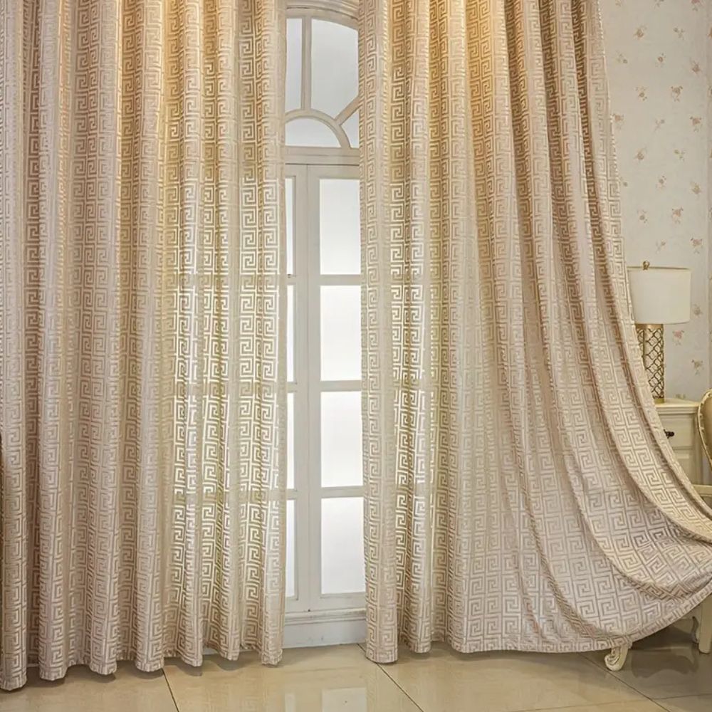 Luvikno | Imperial Maze Broderte Gardin