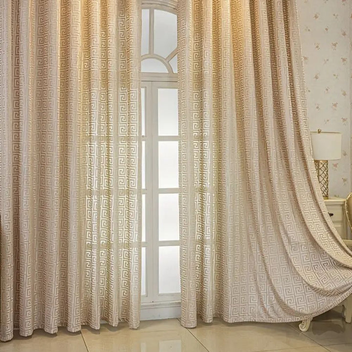 Luvikno | Imperial Maze Broderte Gardin