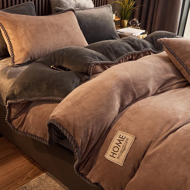 Luvikno | PlushHaven Luxe Velvet Duvet Cover Set – Kingsize Varme & Komfort