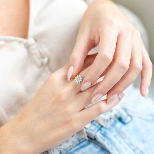 Luvikno | CalmRing Nua - Stylish Ring for Stress and Anxiety