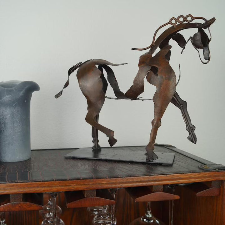 Hollow Metal Horse Ornament | Luvikno