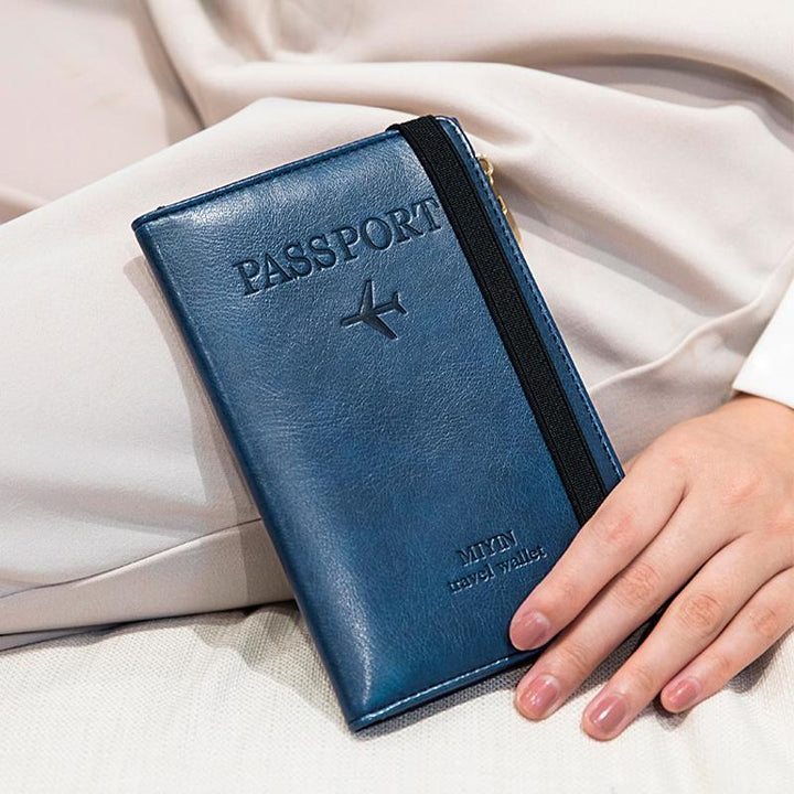 Men's Leather Passport Wallet with RFID Blocking | Luvikno