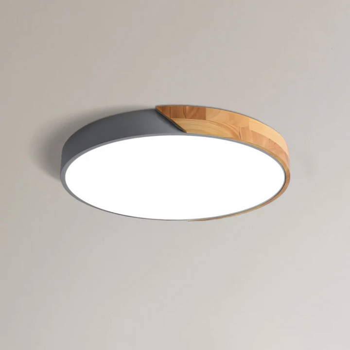 Luvikno | Delos – Skandinavisk Tre LED Taklampe | Moderne Energi-Effektiv Innendørs Belysning
