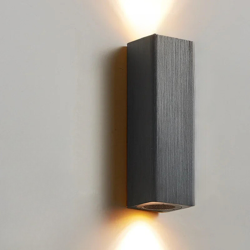 LumiGlow - Stillegående LED Vegglampe med Varme og Kjølige Lys | Luvikno