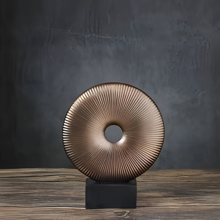 Rund Skulptur i Vintage Stil – Kinesisk Inspirert | Stilren Hjemmedekor laget av Harpiks | Luvikno