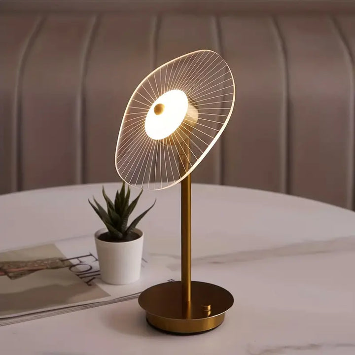 Luvikno | Elegant LED Skrivebordslampe med Justerbart Design