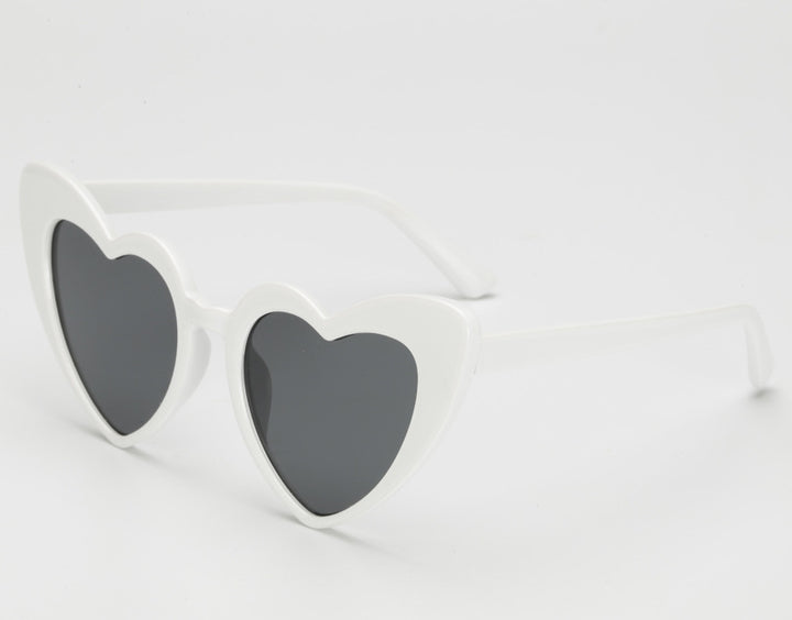 Dame hjerteformede solbriller i trendy design Luvikno