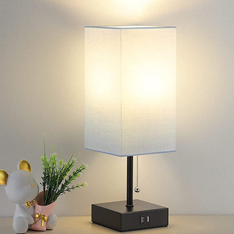 LumiCharge – Moderne Bordlampe med USB-ladeporter | Luvikno