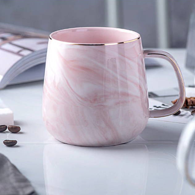 Elegant marmor keramikkopp med gyldne detaljer for daglig bruk | Luvikno