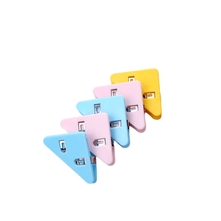 Triangle Corner Data Clip | Luvikno