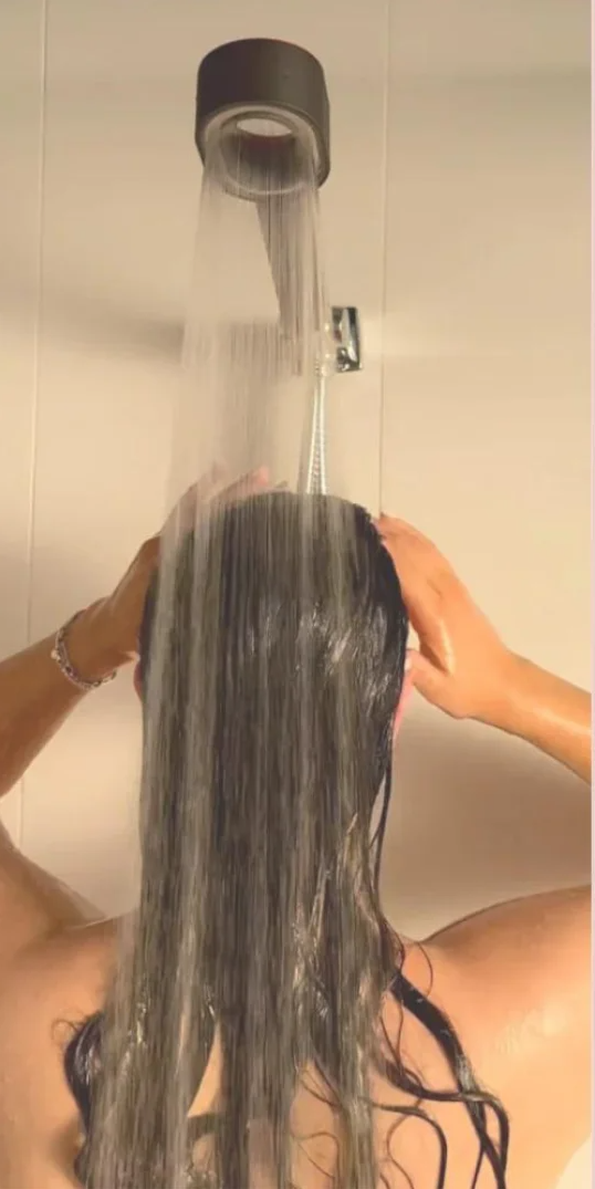AquaGlow Beauty Filter Dusjhode – Høyt trykk, vannbesparende og renset dusjing – rund håndholdt modell Luvikno