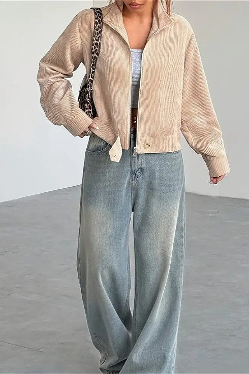 Luvik | Pudotettu Olkalinja Korkeakauluksinen Takki