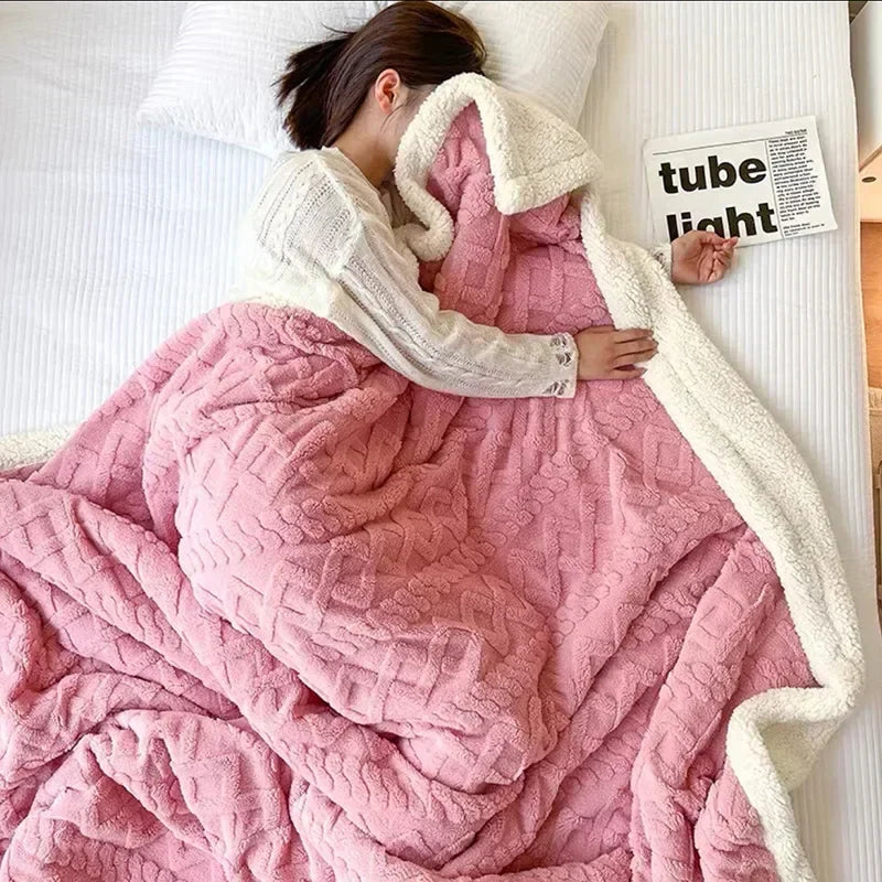 Luvikno | Tykk lammeull vinter fleece teppe - LuxyCozy
