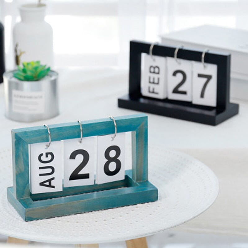 Dutch Teak Wood Skrivebordskalender | Luvikno