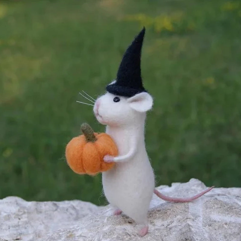 Luvikno | Filthmus Halloween Ornament
