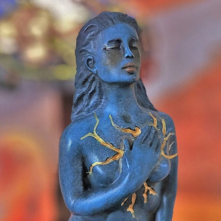 Resin figur "Gudsinnen for helbredelse" | Luvikno