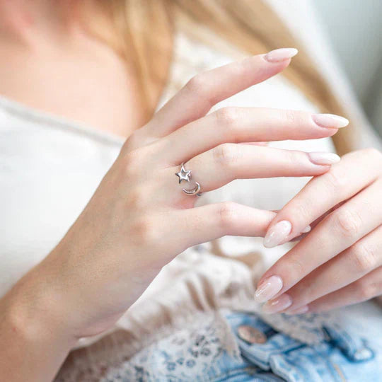 Luvikno | CalmRing Nua - Stylish Ring for Stress and Anxiety