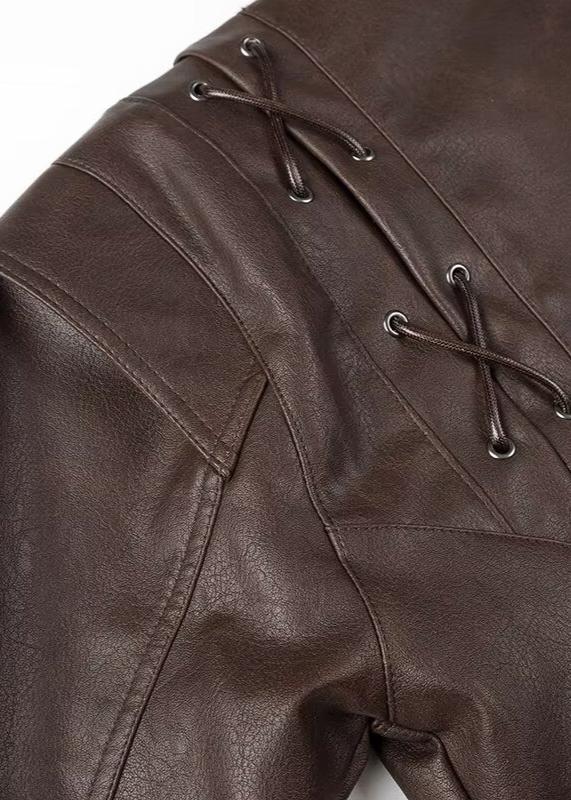 Luvik | Nahkavyölenkkitakki kanssa vyö