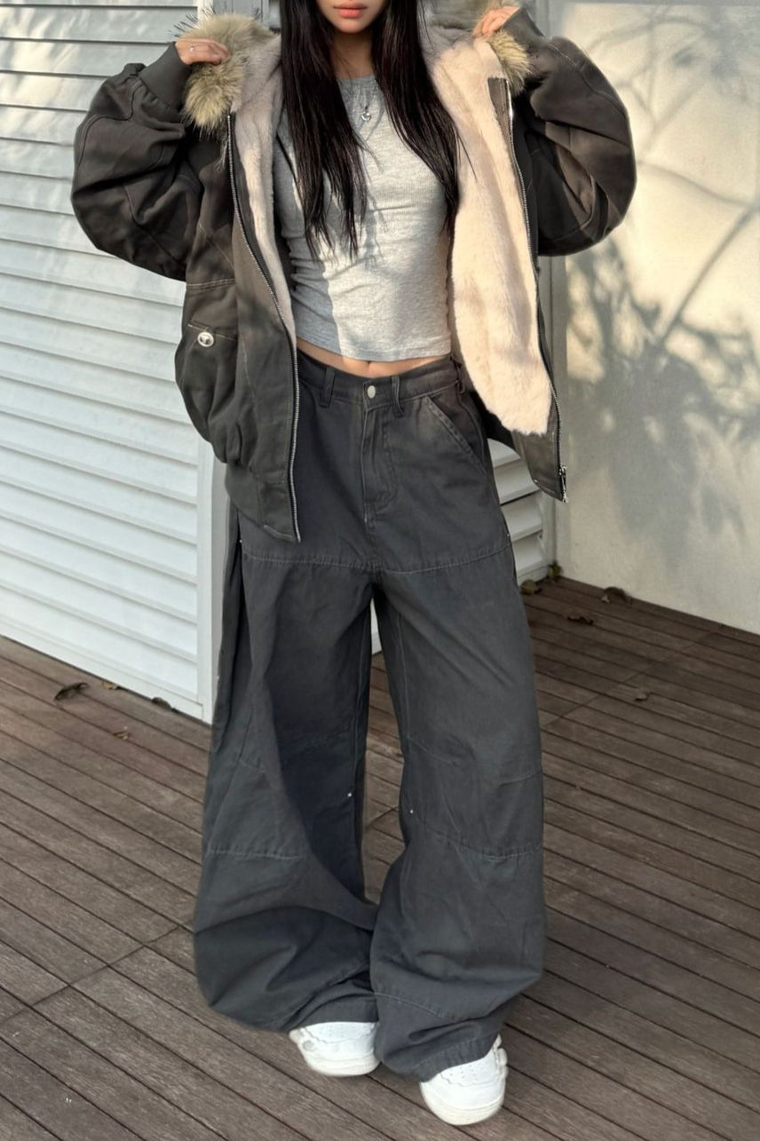 Luvik | Lyhyt Puffer-takki turkiskauluksella