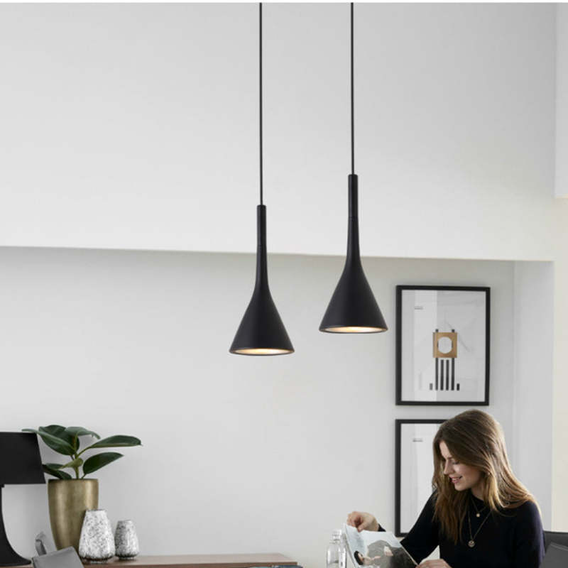 Moderne Triangel Pendellampe - Trionda | Luvikno
