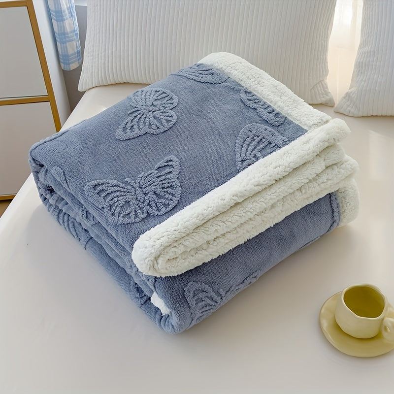 Cozy Luxe – Myk Fleece Teppe med Sommerfugl Design Luvikno