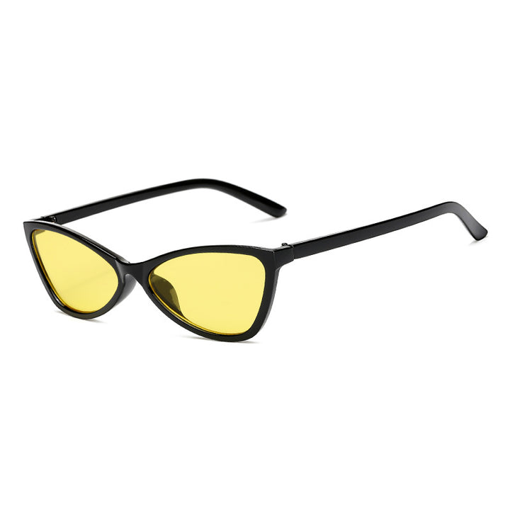Dame Cat-Eye solbriller med elegant, lett ramme Luvikno