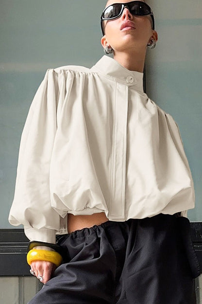 Luvik | Korkea kaulus puffihihainen takki