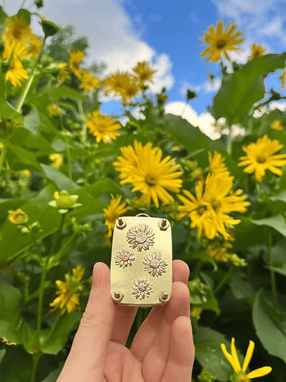 Luvikno | FloraKeep – Hold blomstene dine kjære friske for alltid!