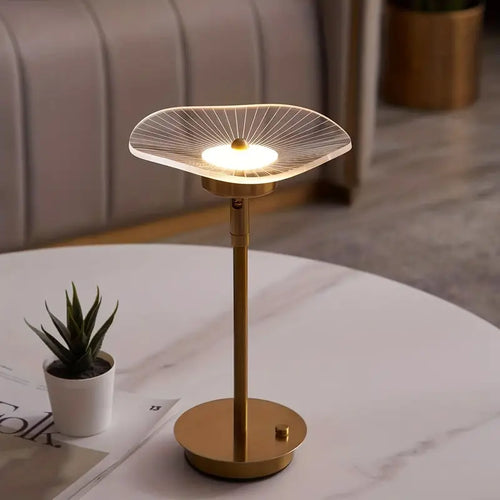 Luvikno | Elegant LED Skrivebordslampe med Justerbart Design