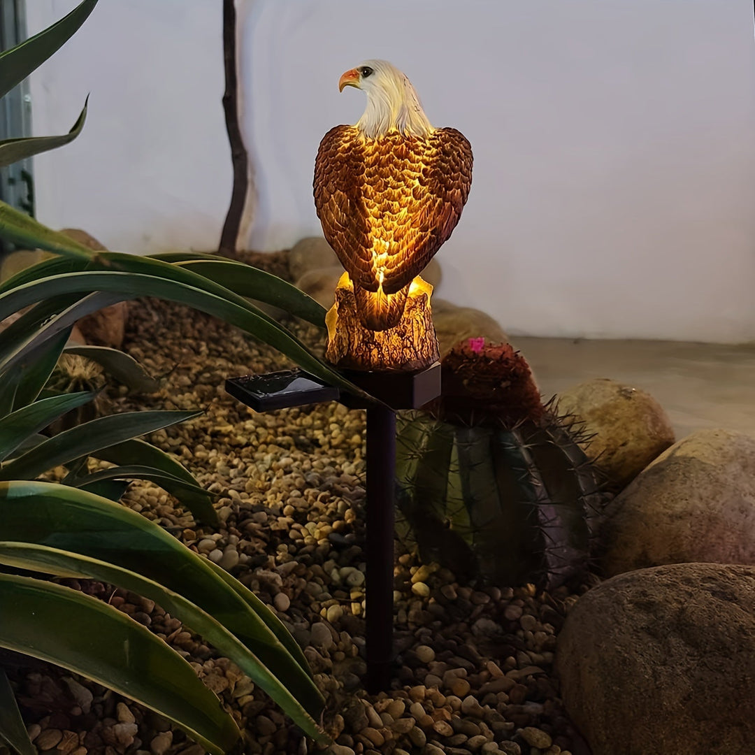 SolarGlow Eagle - Stilig Sollampe for Hagebelysning | Luvikno
