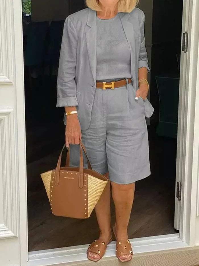 Luvik | Naisten puku - Tyylikäs bleiseri ja shortsit - Tyylillä - Ihanteellinen kuumille päiville