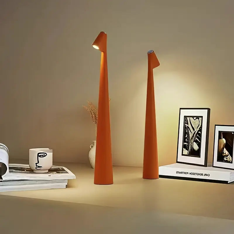 Bordlampe Moderne Rød Metall LED Lys Luvikno