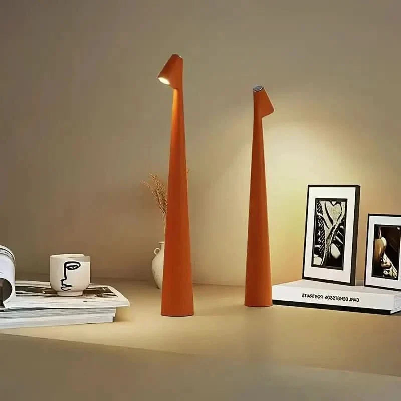 Oppladbar LED Bordlampe | Luvikno