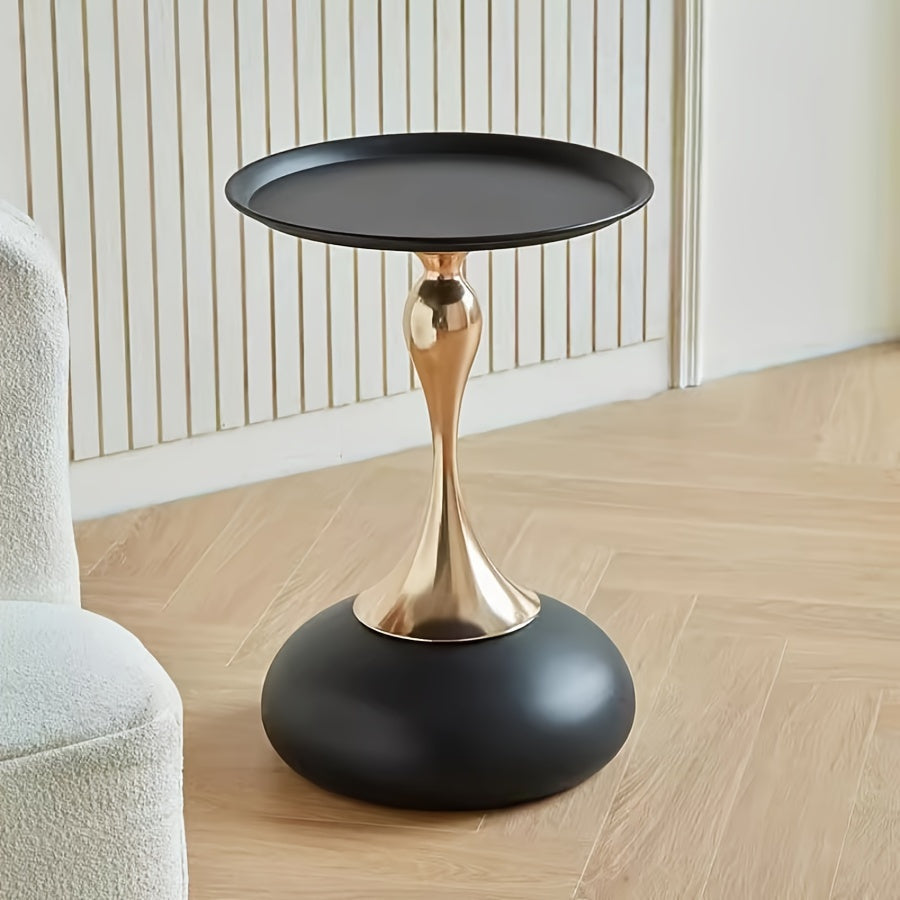 Moderne sidekabinett med keramisk base og metallben – 55 cm høy | Luvikno