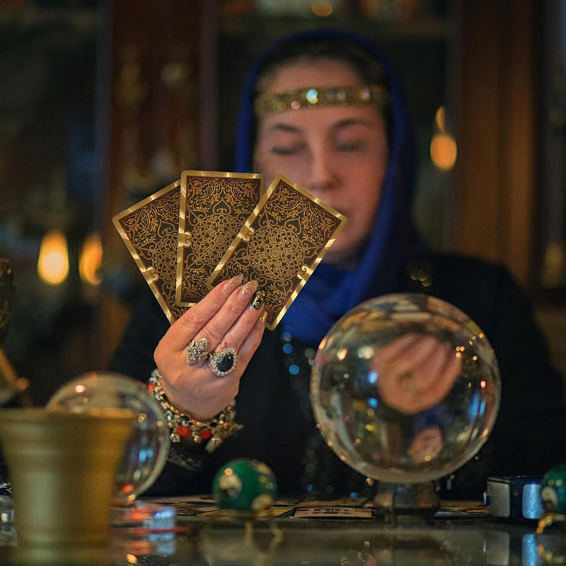 Luvikno | Utforsk den mystiske verden av tarot Gullfarget tarot