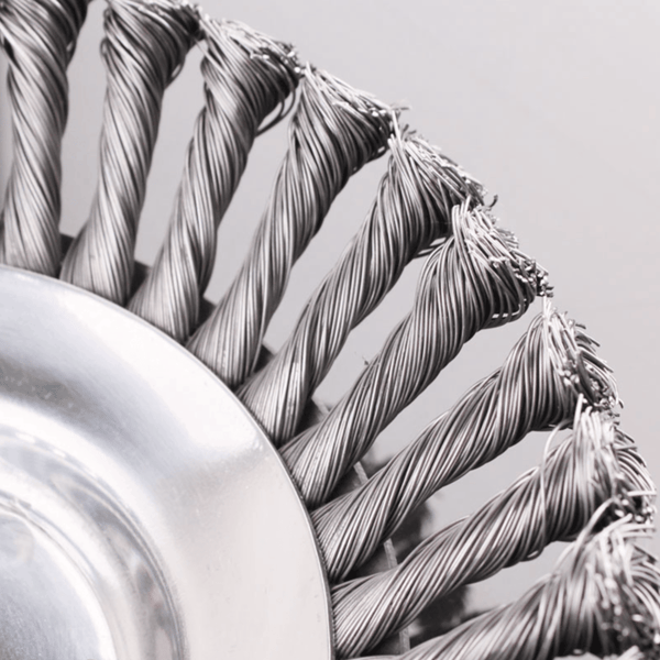 SteelTwist Ugressbørste – 360° Trimmerblad av Flettet Stål (15 cm) | Luvikno