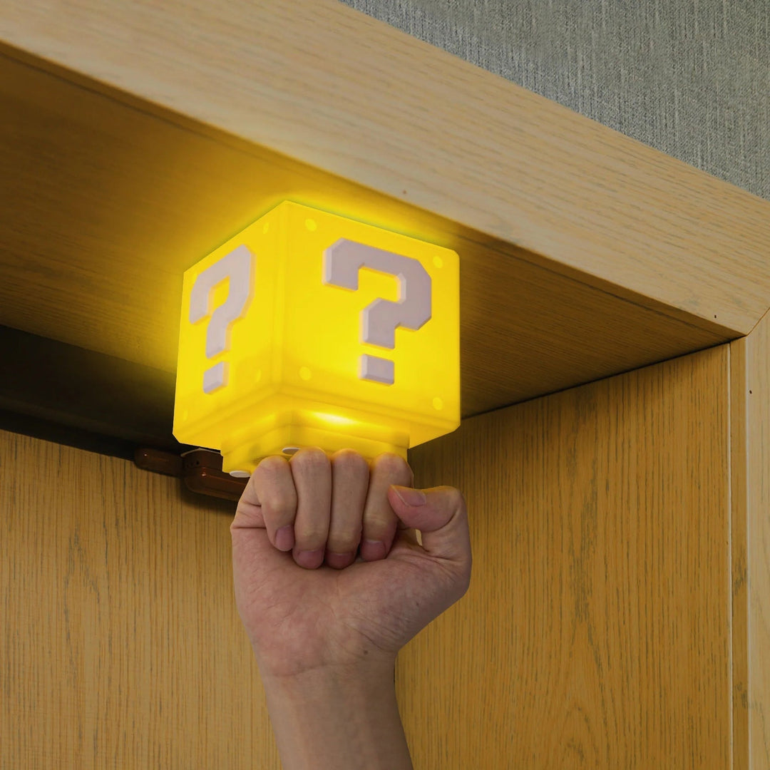 Power-Up Blokk Nattlys - Super Mario-inspirert Spilldekorasjon Luvikno
