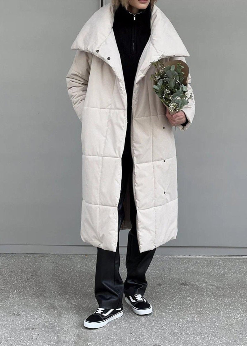 Luvik | Ylihkokokoinen pystykaulustakki