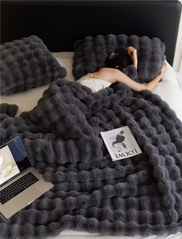 Luvikno | Reversibel SnuggleSoft fleece teppe Årlig varme