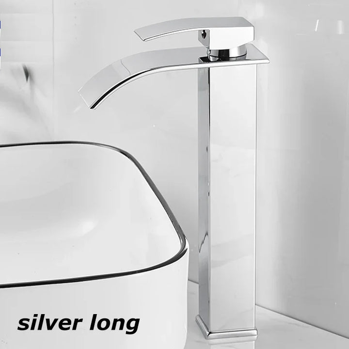 Luvikno | Vannfall Vanity Tap Aqualis Noir | Rustfritt Stål | Varmt & Kaldt Vann | For Bad & Gjestetoalett