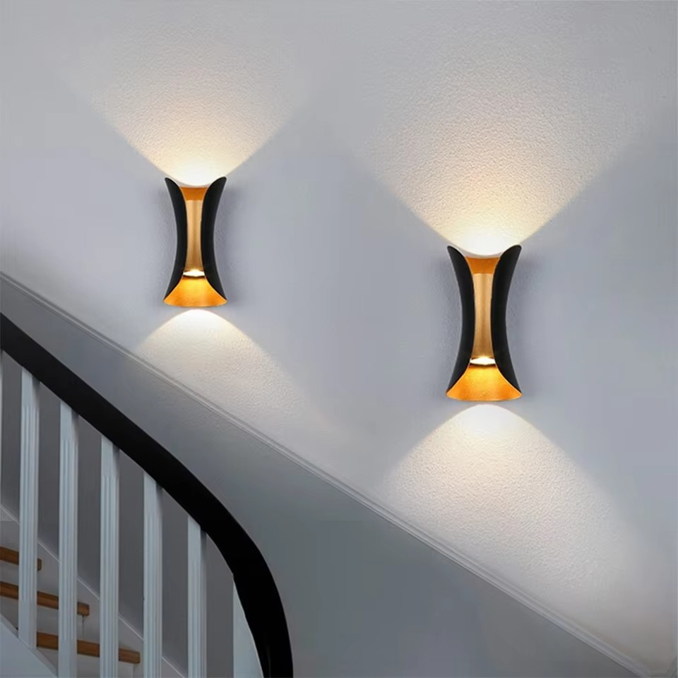 Moderne Dual-Tone LED Vegglampe – Vanntett & Minimalistisk for Innendørs & Utendørs Luvikno