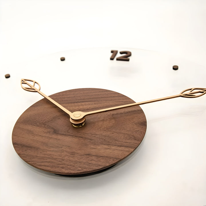 Minimalistisk, stille veggklokke med et enkelt design for ethvert rom Luvikno