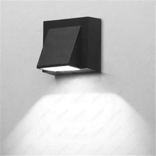 Moderne utevegglys – Værbestandig LED-vegglampe for hage og terrasse | Luvikno