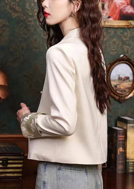 Luvik | Silkkitakit fringejä ja mandariinikauluksella