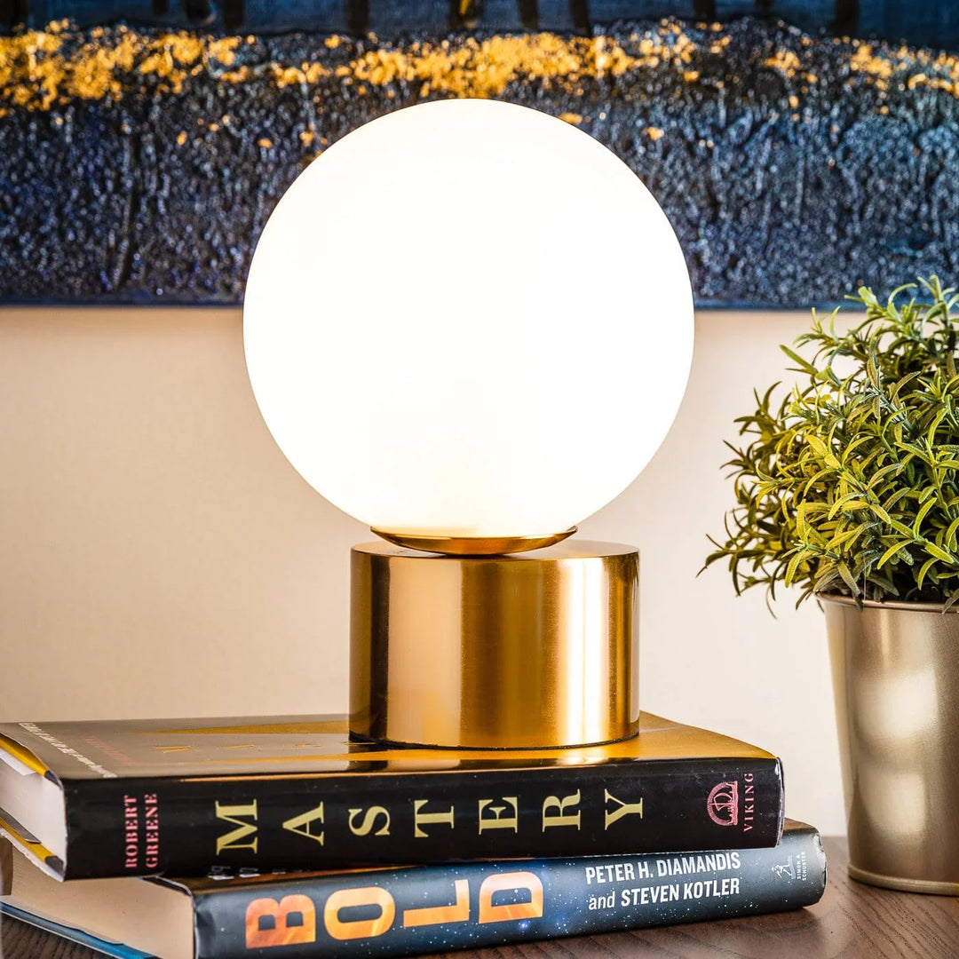 Tilted Globe Light Luvikno