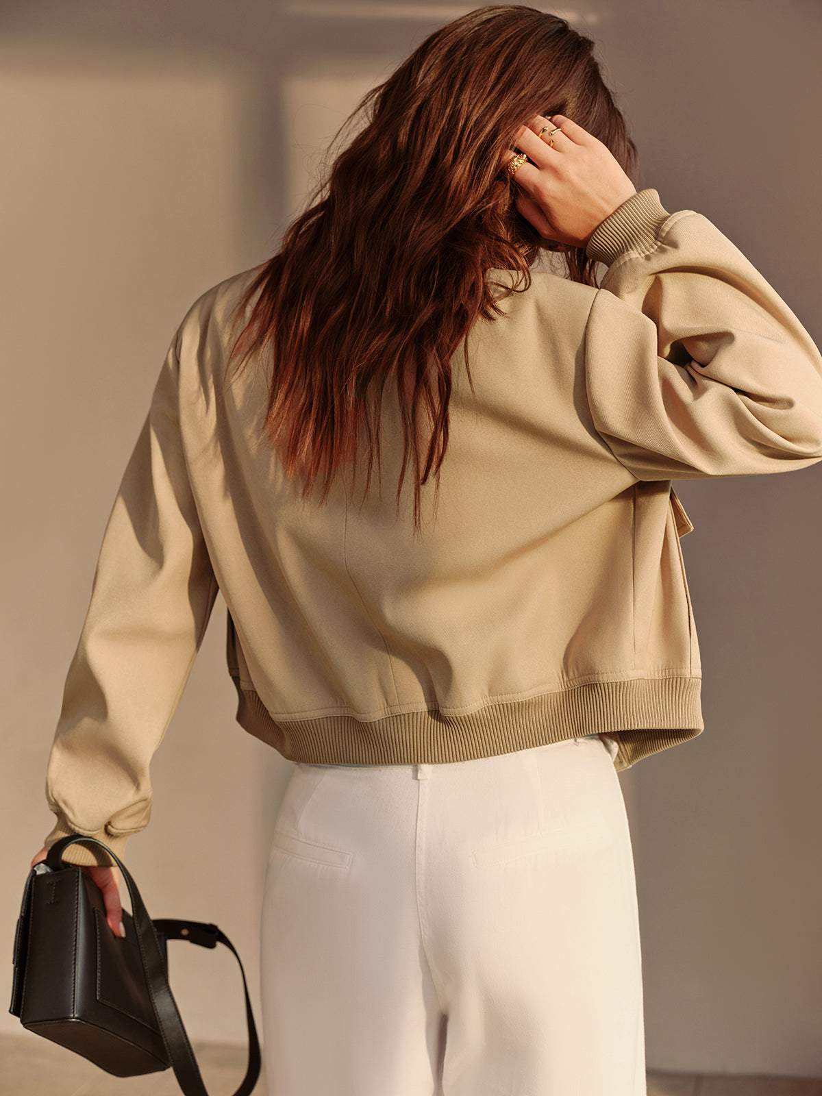 Luvik | Kaulustaskutakki