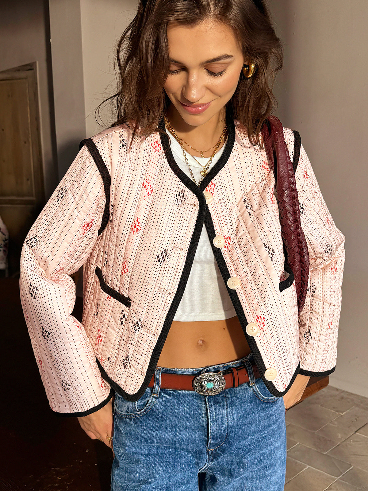 Luvik | Kontrastipipings Lyhyt Takki