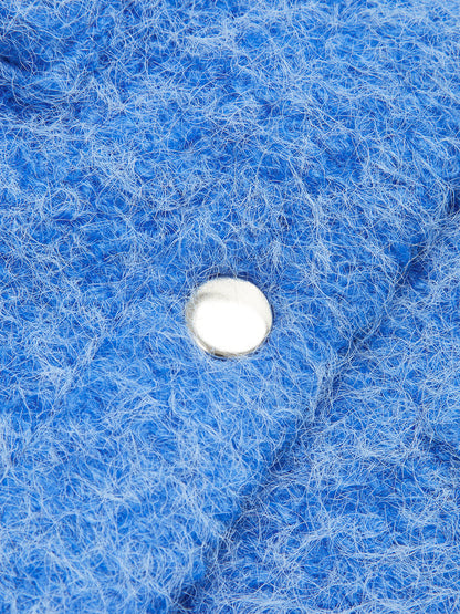 Luvik | Nappisuljella käänteentakkia